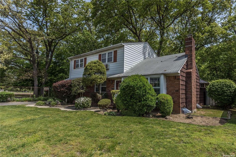 Image 1 of 27 for 33 N Fletcher Avenue in Long Island, Valley Stream, NY, 11580