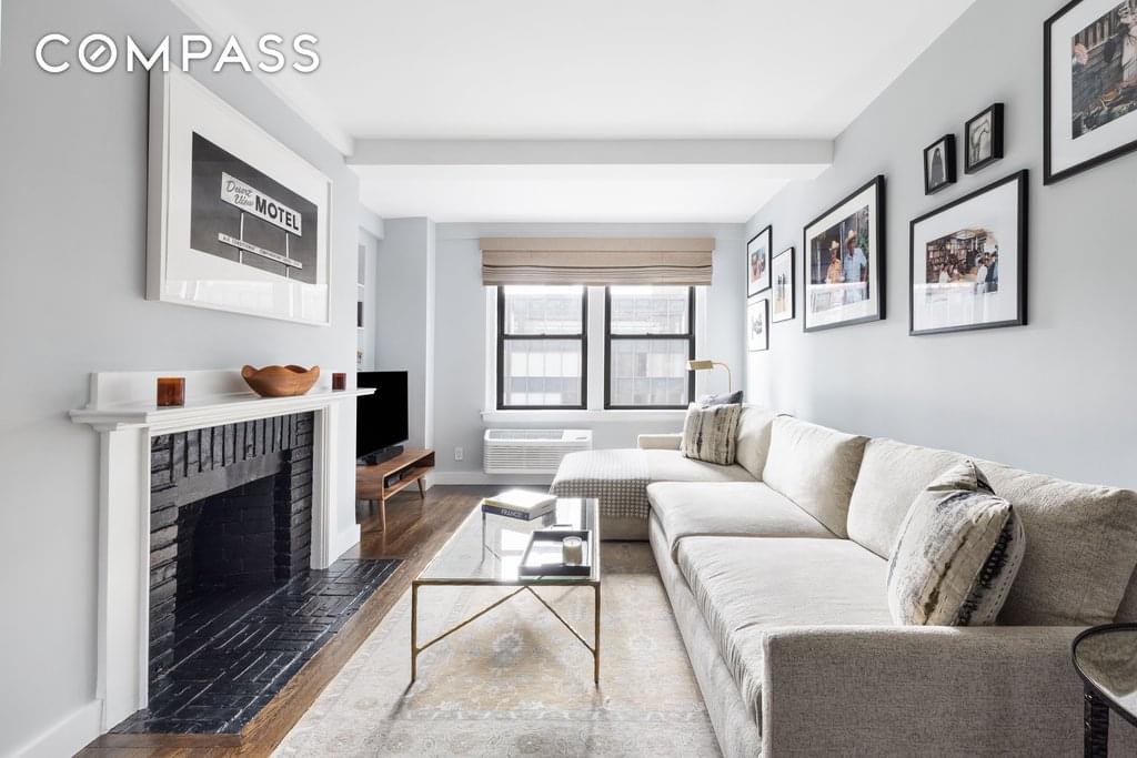 10 Mitchell Place #5B in Manhattan, New York, NY 10017