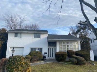 Image 1 of 10 for 437 Clearmeadow Drive in Long Island, East Meadow, NY, 11554