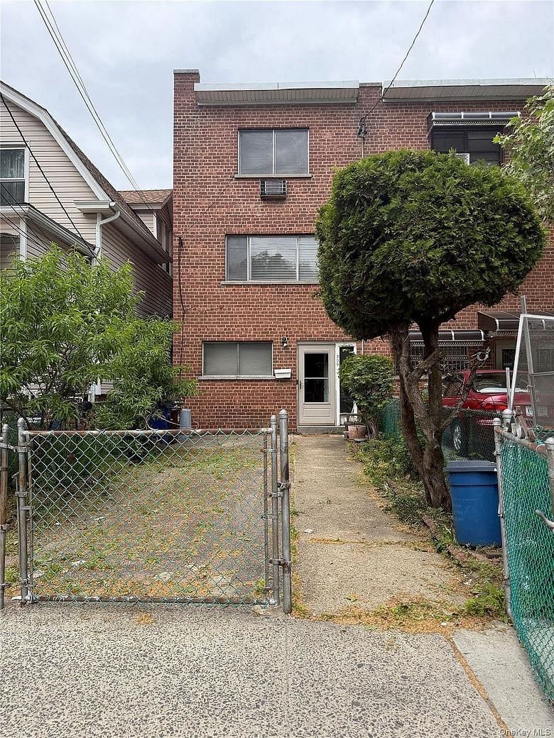 909 Burke Avenue