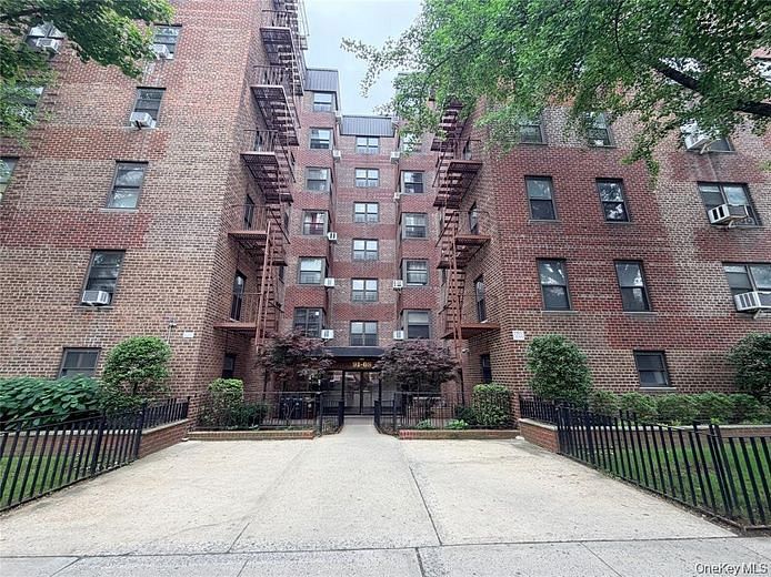 91-03 32 Avenue #E308
