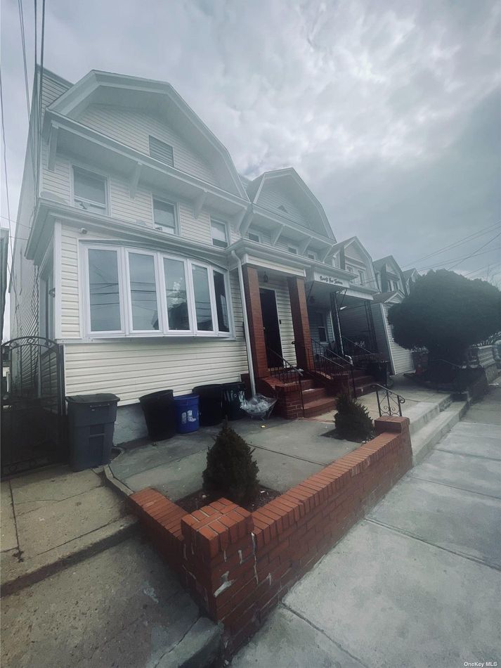 Image 1 of 18 for 91-11 89th Street in Queens, Woodhaven, NY, 11421