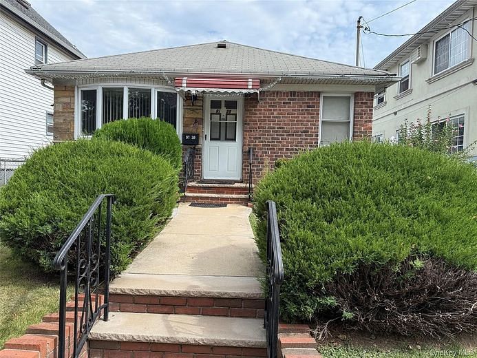 91-39 Springfield Boulevard