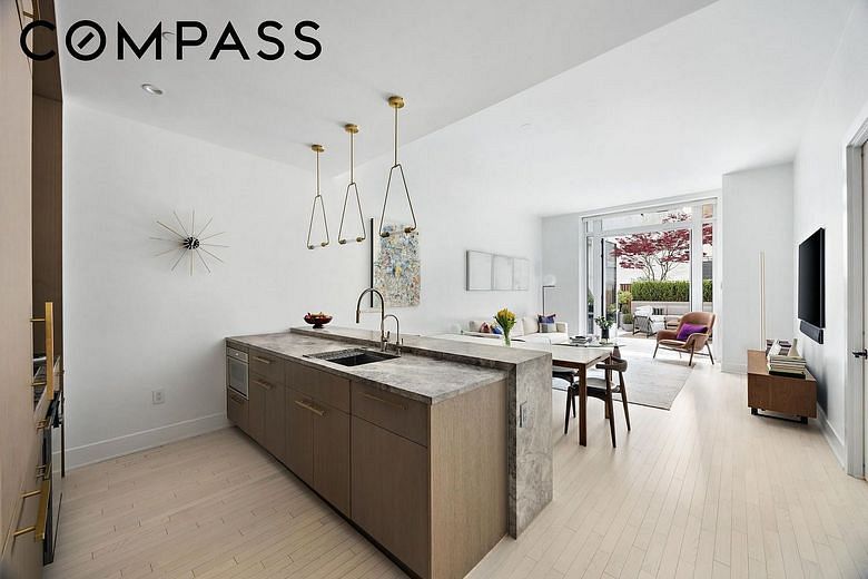 91 Leonard Street #2C