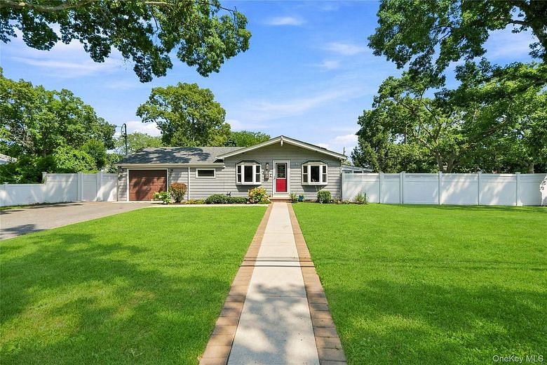 91 Spruce Avenue