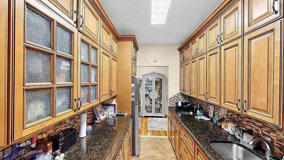 915 East 17th Street #117