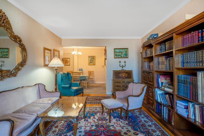 915 East 17th Street #305