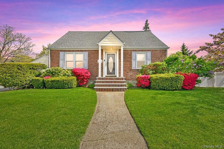 916 Center Drive
