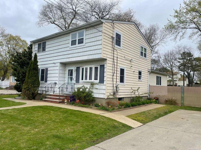 Image 1 of 2 for 919 Wilson Boulevard in Long Island, Central Islip, NY, 11722
