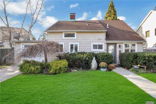 Image 1 of 23 for 34 College Lane in Long Island, Westbury, NY, 11590