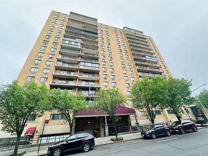 92-29 Queens Boulevard #16H