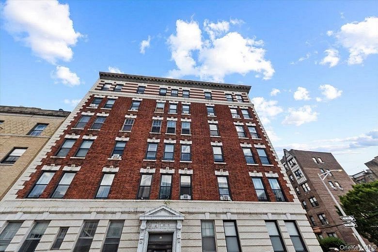 92 Hamilton Avenue #2A