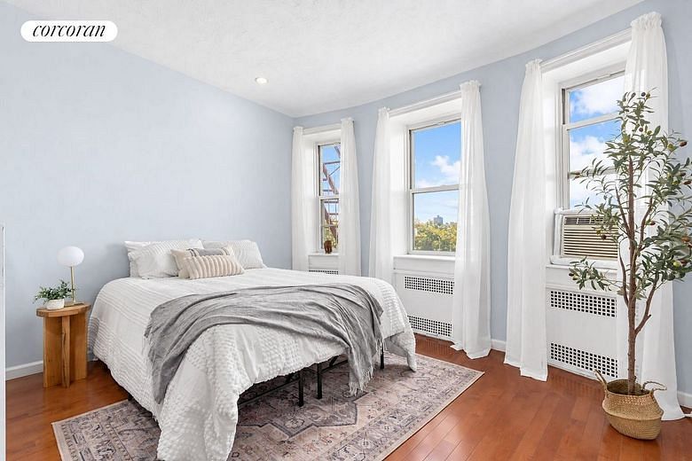 920 East 17th Street #609