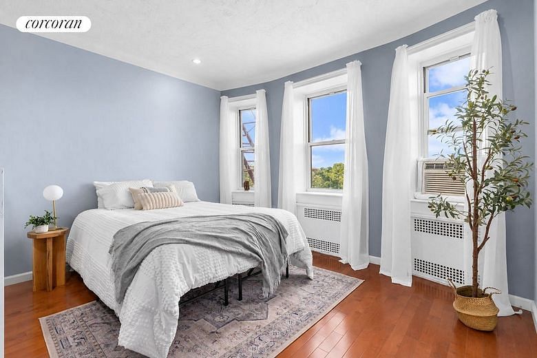 920 East 17th Street #609