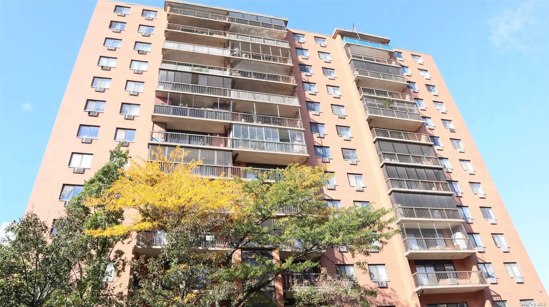 35-20 147 Street #9A in Queens, Flushing, NY 11354