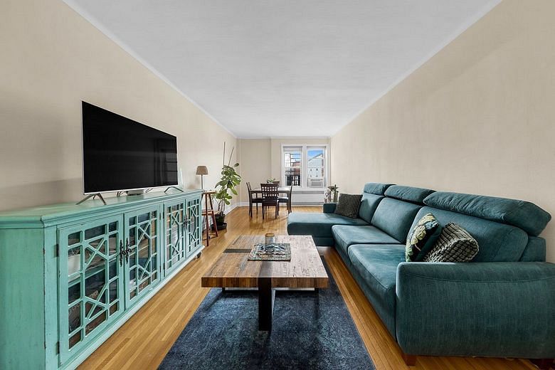 9281 Shore Road #608