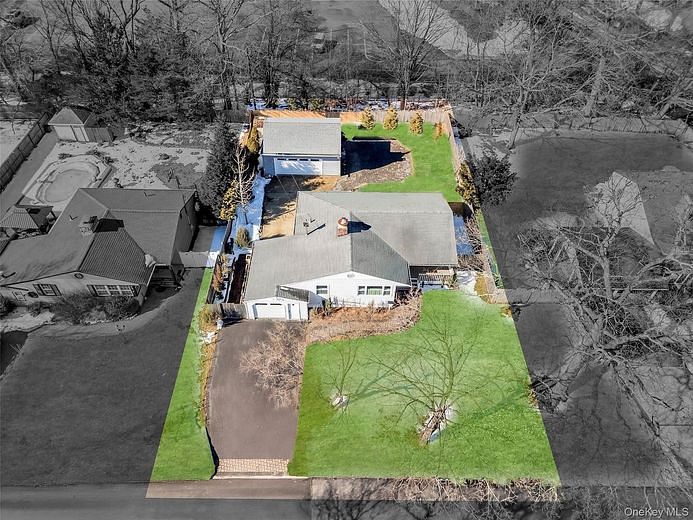 93 Eastwood Boulevard