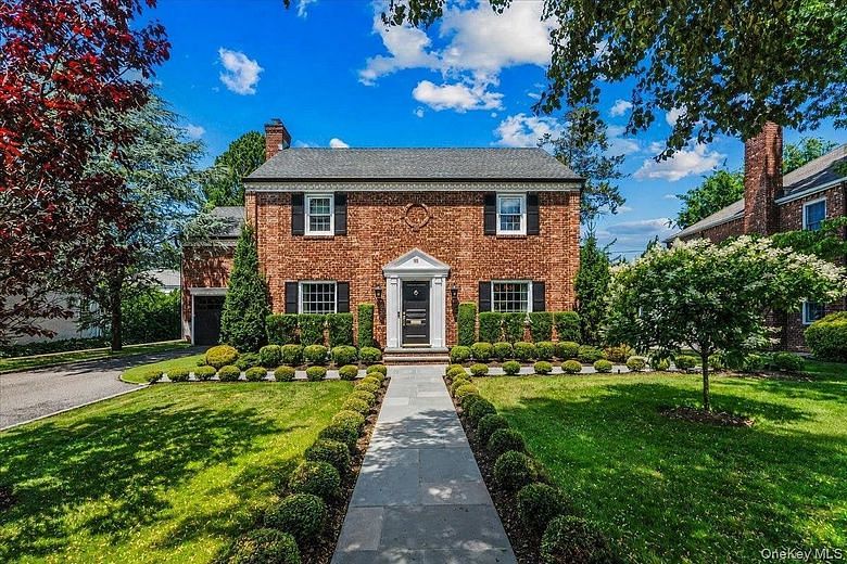 93 Kenwood Road