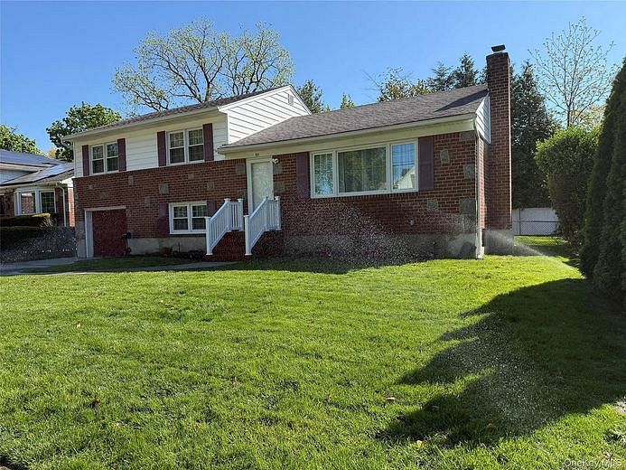 93 Woodview Road