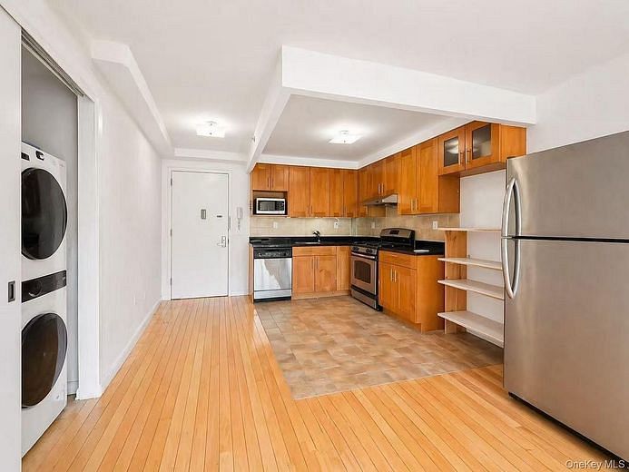 9305 37th Avenue #2B