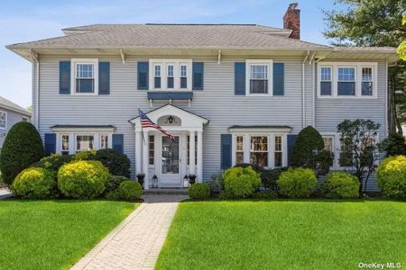 Image 1 of 28 for 2 Cedar Place in Long Island, Garden City, NY, 11530
