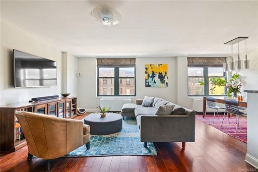 Image 1 of 10 for 939 Union Street #4B in Brooklyn, NY, 11217