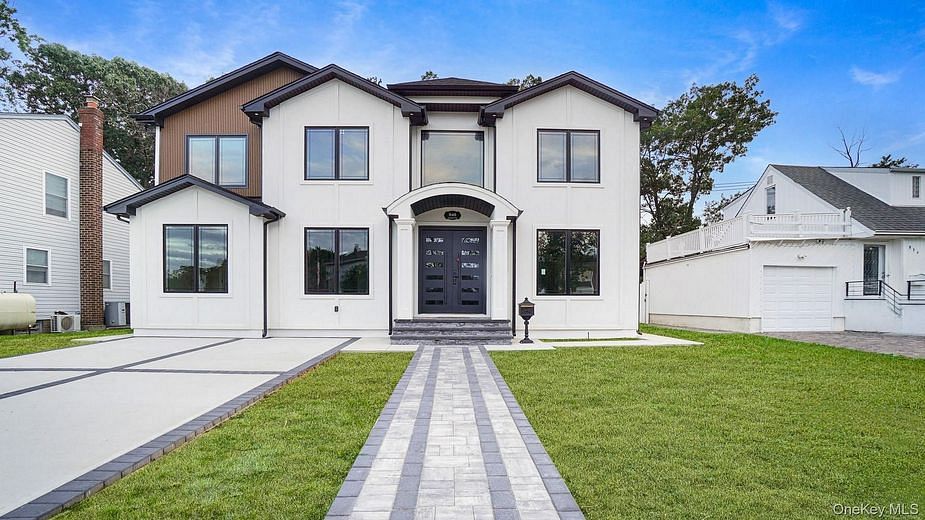 940 Southern Drive