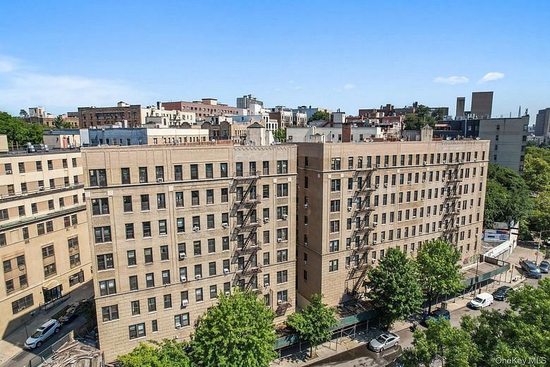941 Jerome Avenue #1A