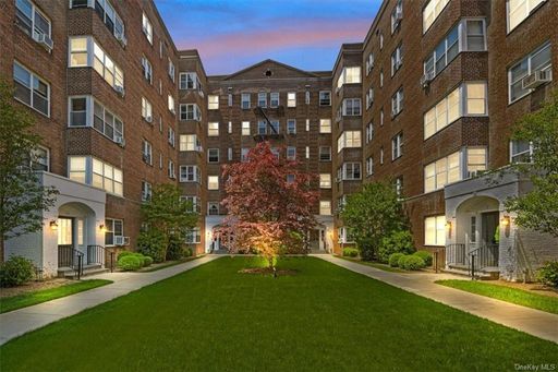 Image 1 of 32 for 1 Bronxville Road #4C-4D in Westchester, Yonkers, NY, 10708