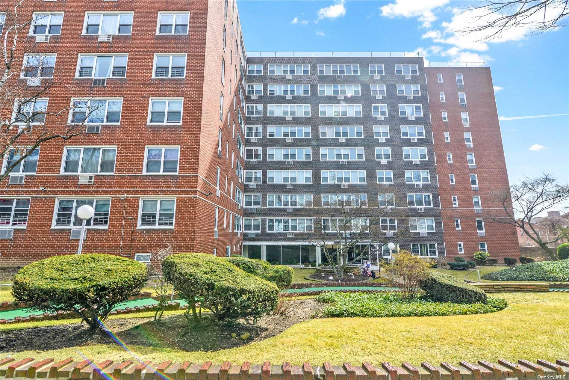 164-20 Highland Avenue #7J in Queens, Jamaica Hills, NY 11432