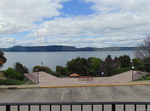 Image 1 of 31 for 74 Hudson Point Lane in Westchester, Ossining, NY, 10562