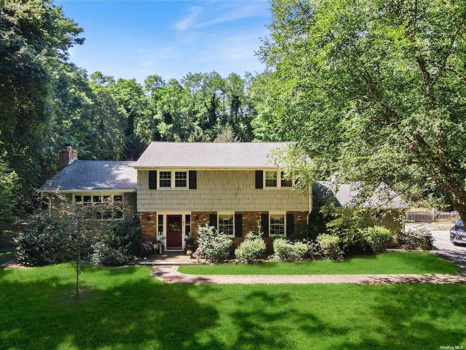 Image 1 of 19 for 6 Marseille Drive in Long Island, Locust Valley, NY, 11560