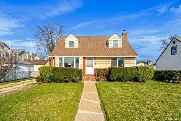 Image 1 of 28 for 95-15 225th Street in Long Island, Floral Park, NY, 11001