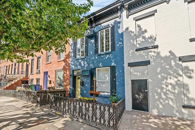 95 2nd Street