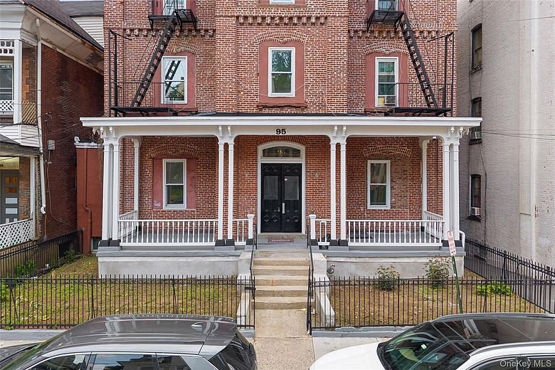 95 Buena Vista Avenue