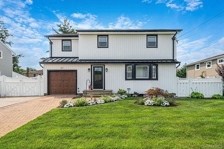 95 Colonial Drive