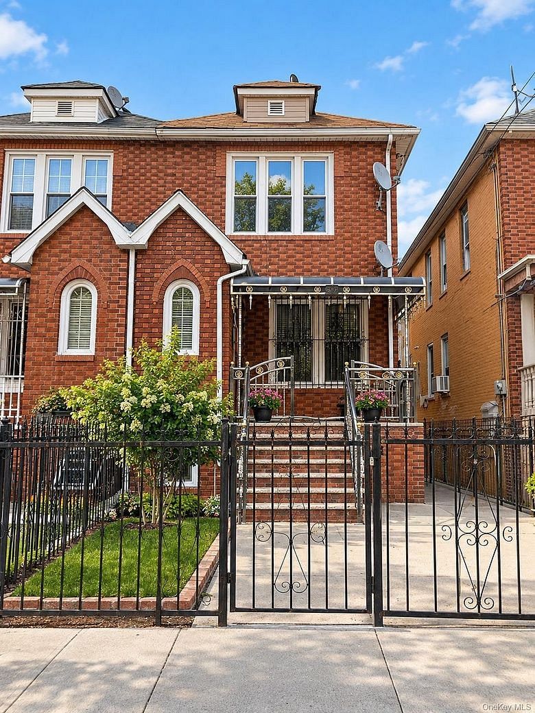 95 E 56th Street