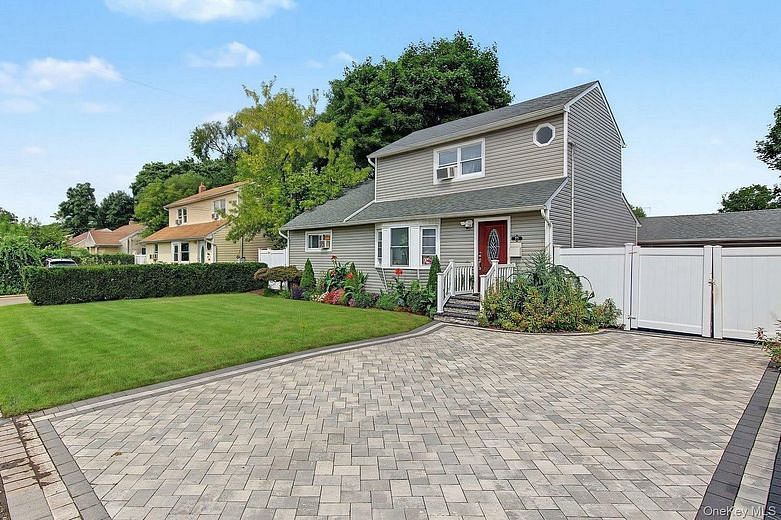95 E Booker Avenue