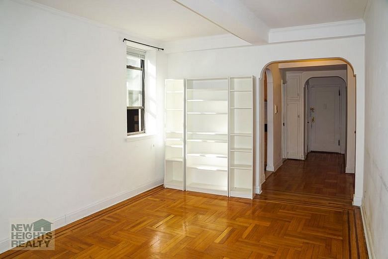 95 Park Terrace East #AB