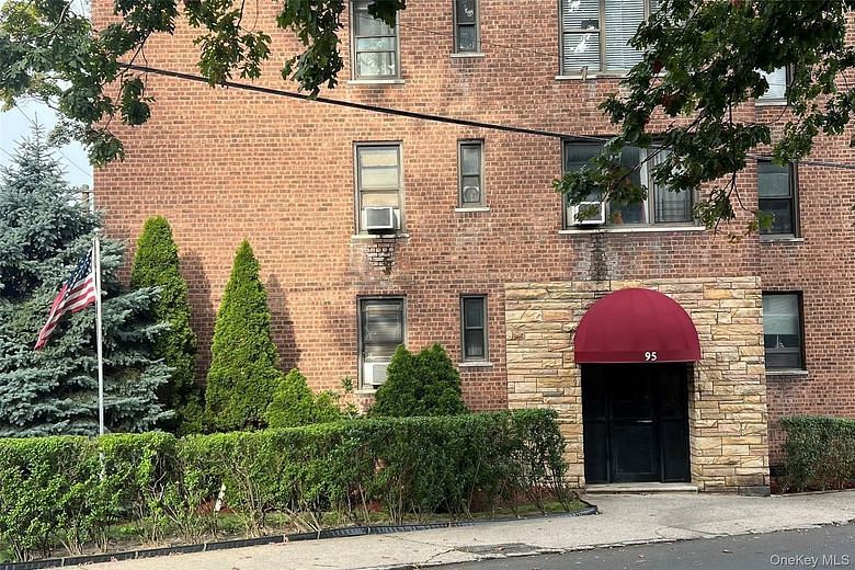 95 Sedgwick Avenue #6F