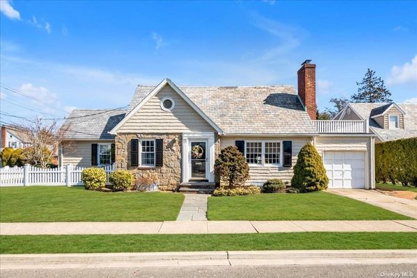 Image 1 of 22 for 95 Woods Avenue in Long Island, Rockville Centre, NY, 11570