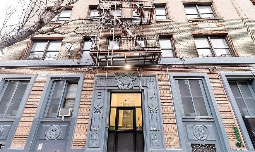 950 Hoe Avenue #4D