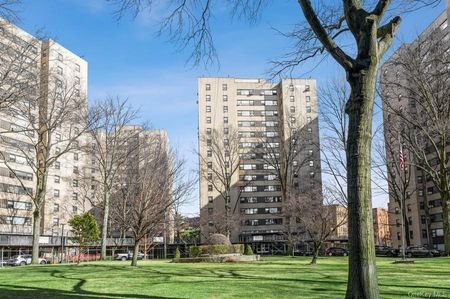 Image 1 of 15 for 6 Fordham Hill Oval #12D in Bronx, NY, 10468