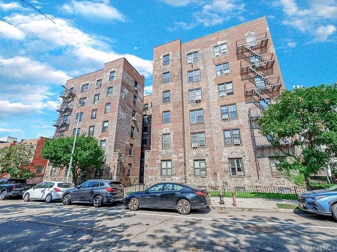 9524 Fort Hamilton Parkway #301