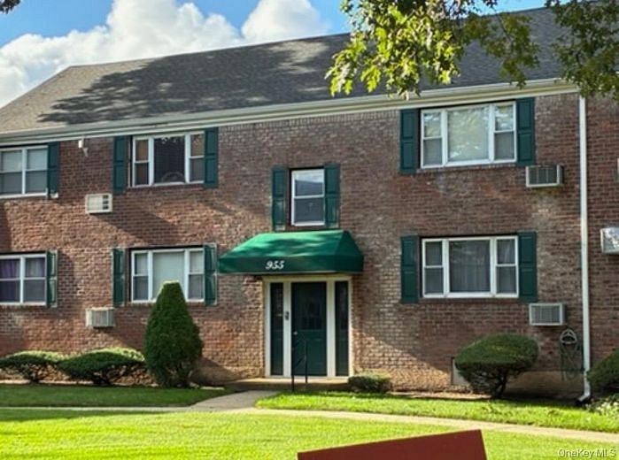 955 Fenwood Drive #1