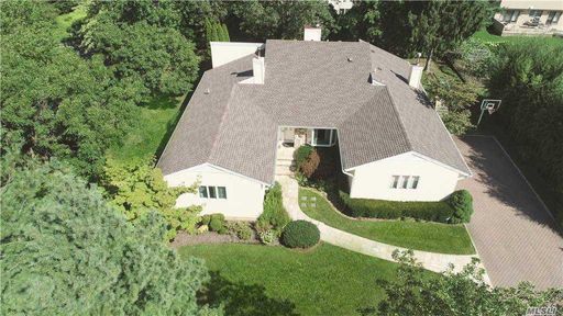 Image 1 of 32 for 10 Bristol Drive in Long Island, Manhasset, NY, 11030