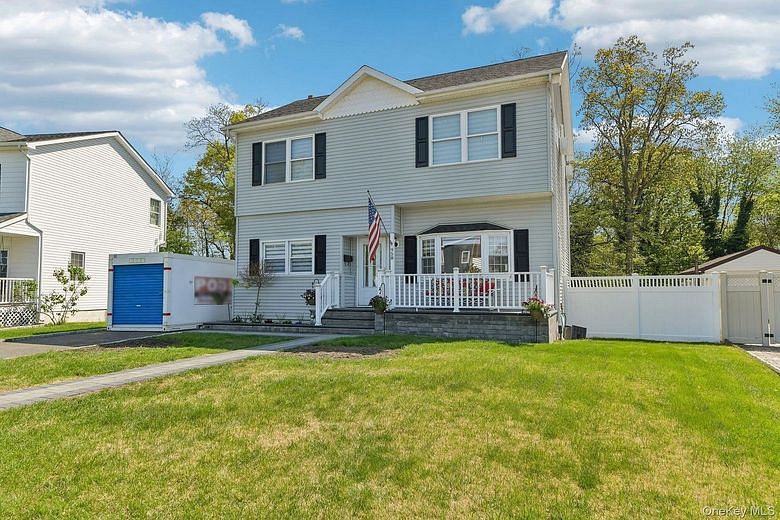 958 Alan Drive