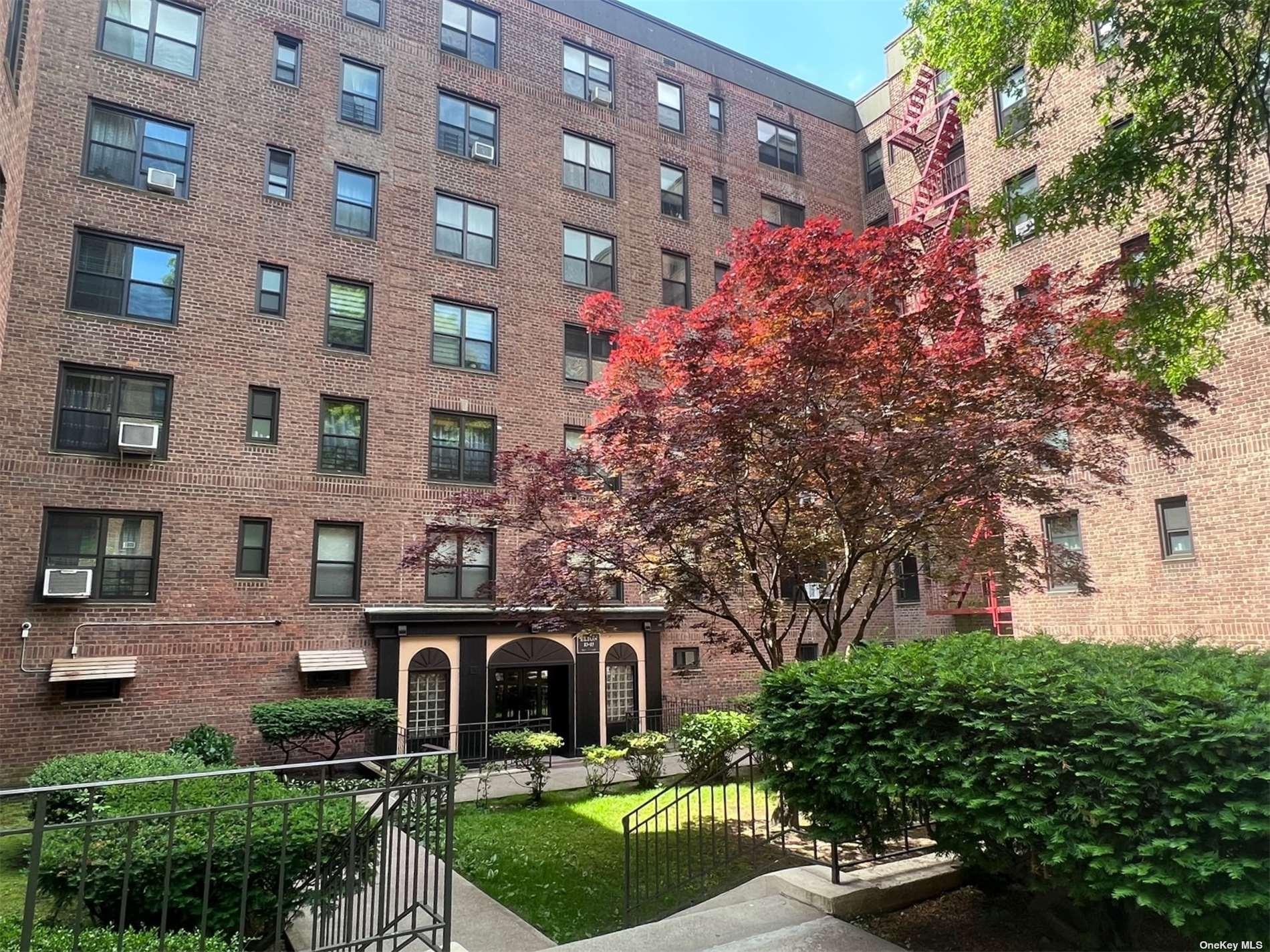83-85 Woodhaven Boulevard #2E in Queens, Woodhaven, NY 11421