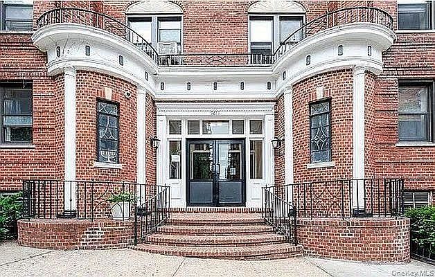96 -11 65th Road #414