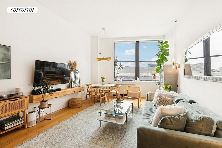 96 Rockwell Place #5B